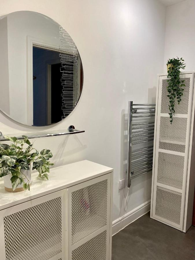 City Centre Chester Waterways Apartment Экстерьер фото