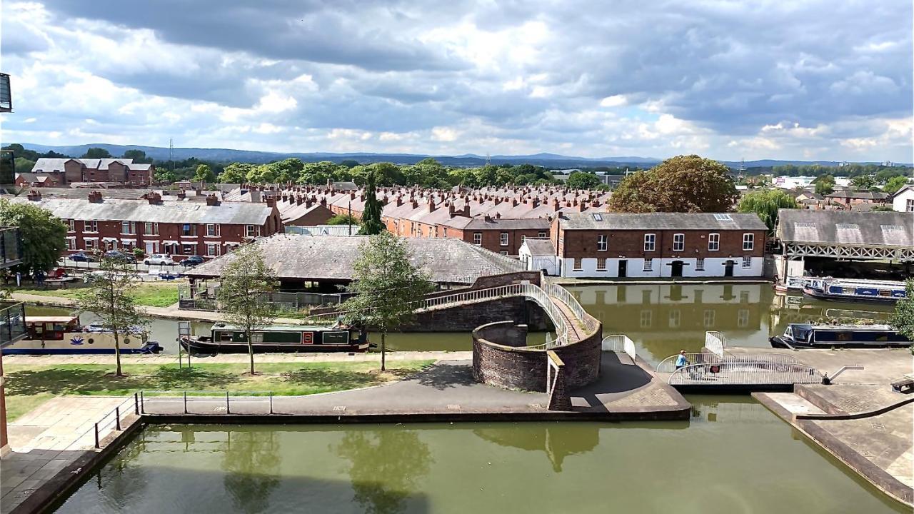 City Centre Chester Waterways Apartment Экстерьер фото