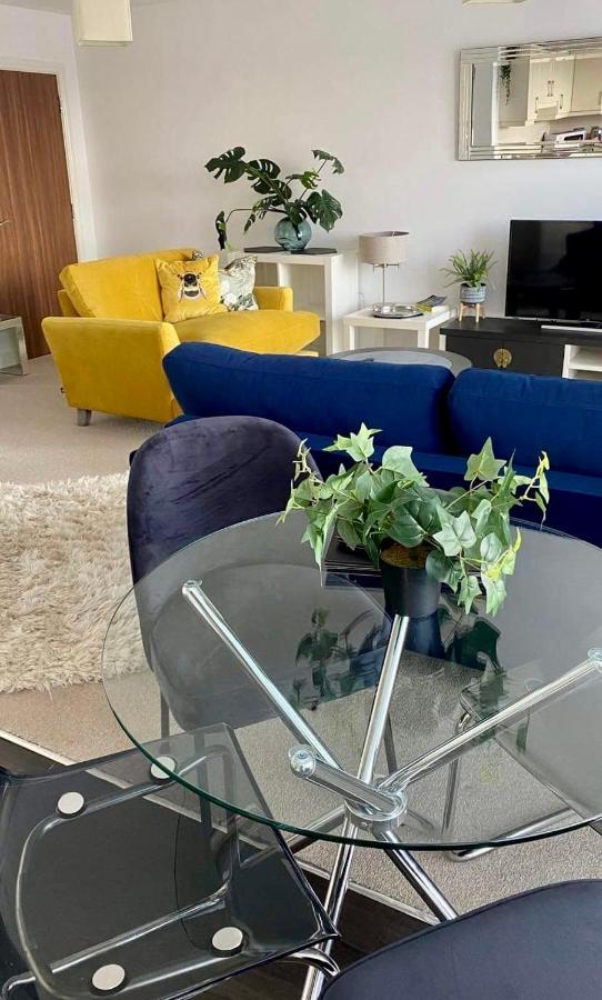 City Centre Chester Waterways Apartment Экстерьер фото